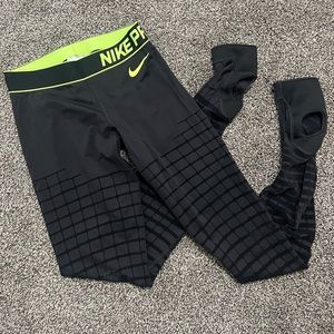 Nike pro recovery hypertights